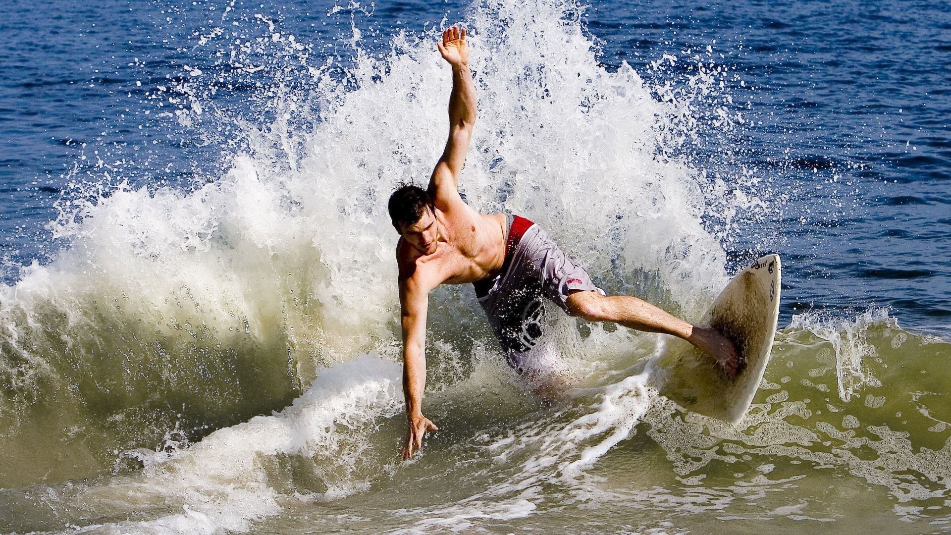 杰克逊25+10库里24分 步行者114-109险胜勇士,杰克逊在巴西里约热内卢